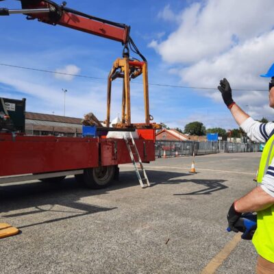 HIAB_Novice_ALLMI_2_Attachments_Brick_Grab_and_Hook HIAB_Novice_ALLMI_2_Attachments_Brick_Grab_and_Hook